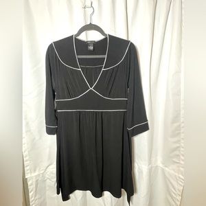 BCBG MaxAzria Black & White V-Neck Dress